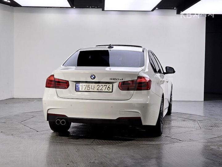 BMW 3 Series 2016 — 3