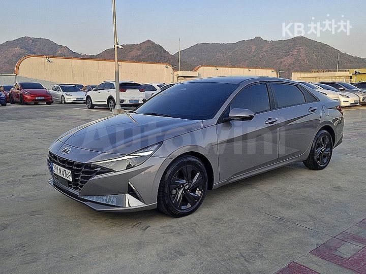 Hyundai Avante 2021 — 2