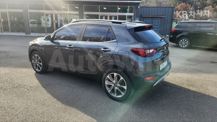 Kia Stonic 2020 — 4