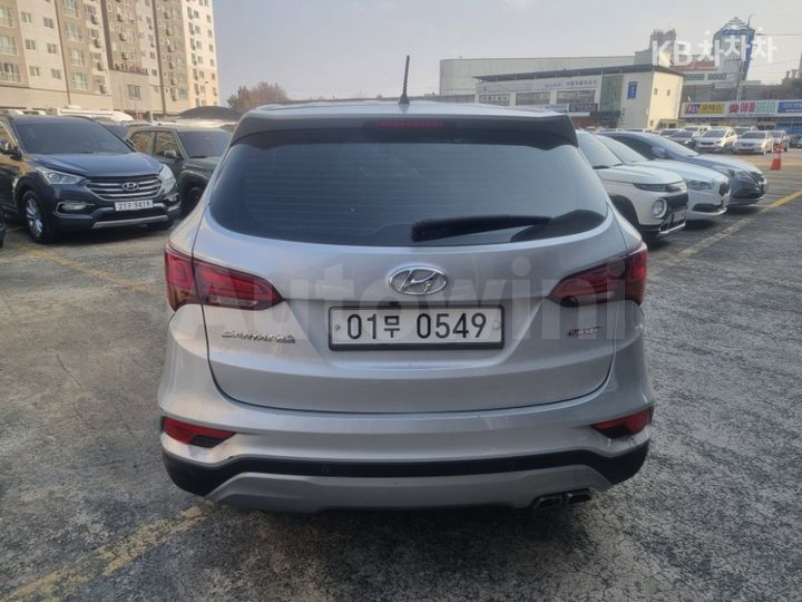 Hyundai SantaFe 2016 — 3
