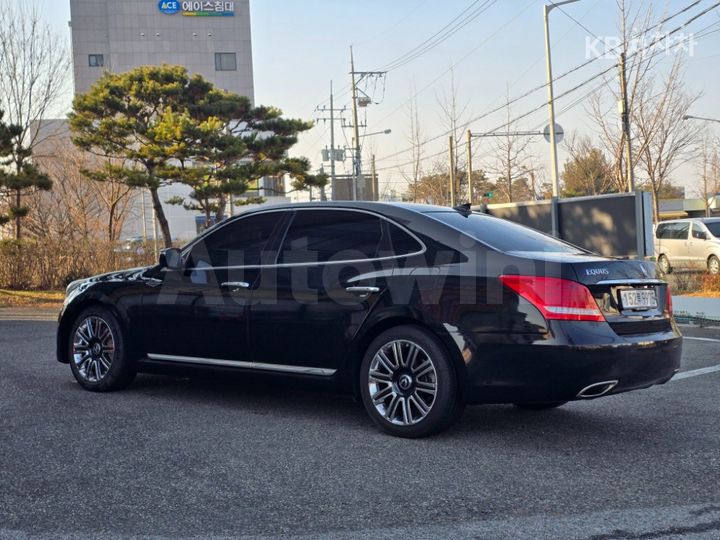 Hyundai Equus 2014 — 2