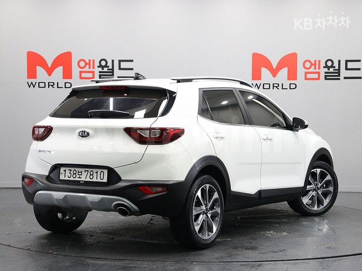 Kia Stonic 2020 — 3