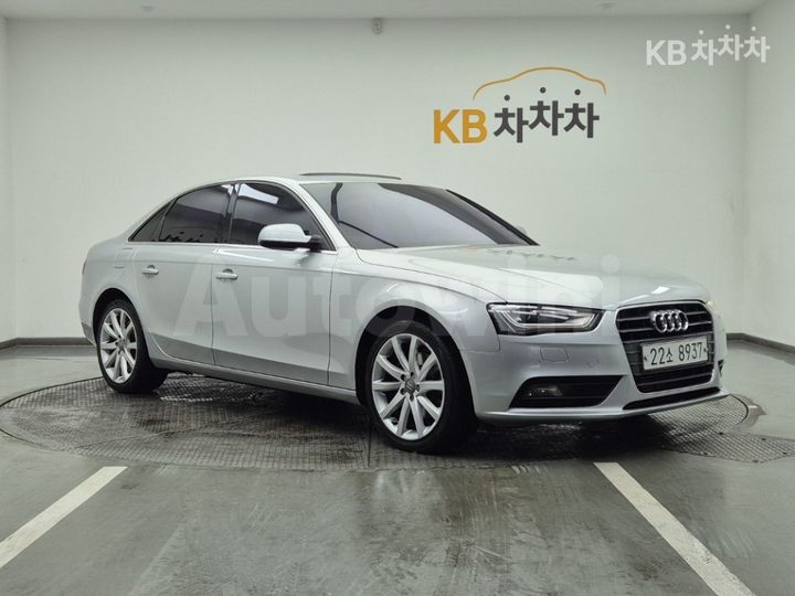 Audi A4 2013 — 2