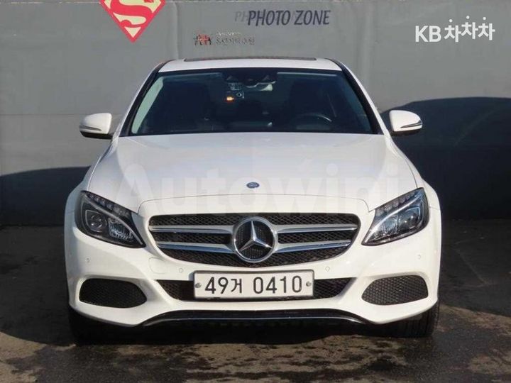 Mercedes-Benz C Class 2016 — 2