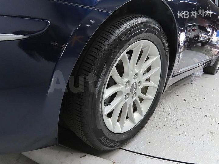Hyundai Genesis 2008 — 5