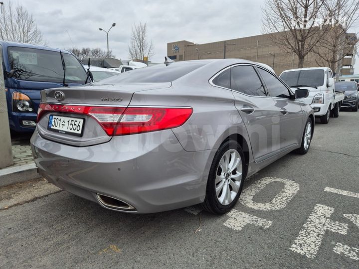 Hyundai Grandeur 2012 — 4