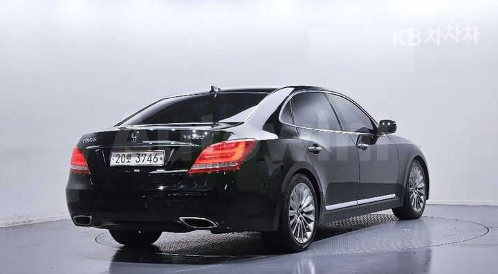 Hyundai Equus 2013 — 4
