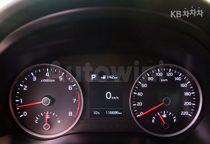 Kia Stonic 2019 — 5