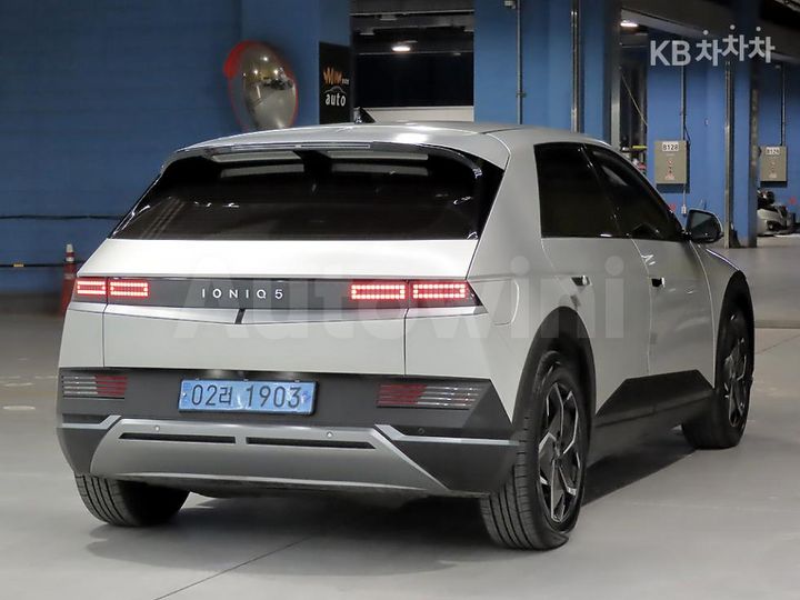 Hyundai Ioniq5 2022 — 4