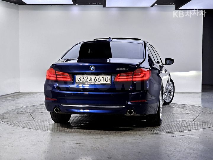 BMW 5 Series 2020 — 3