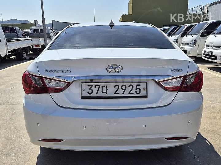 Hyundai Sonata 2012 — 5