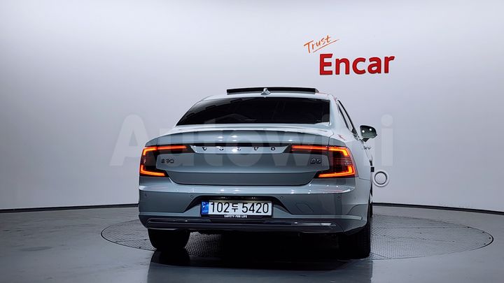 Volvo S90 2024 — 4
