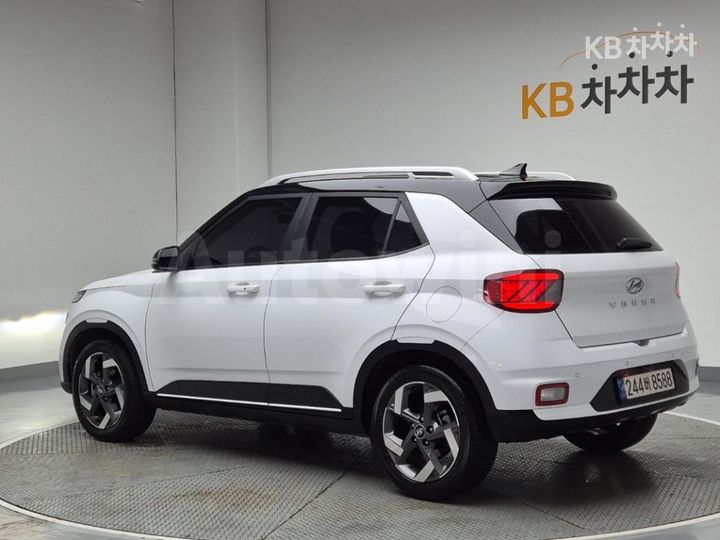 Hyundai Venue 2022 — 2