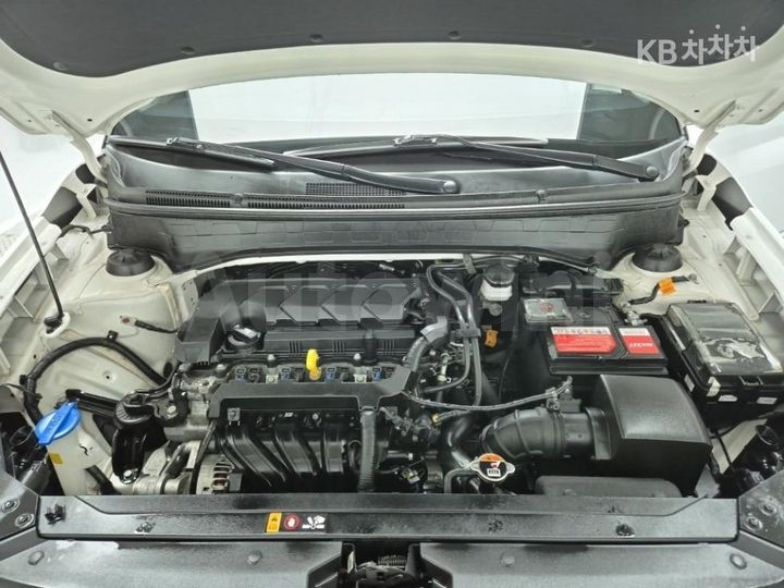 Hyundai Venue 2022 — 5