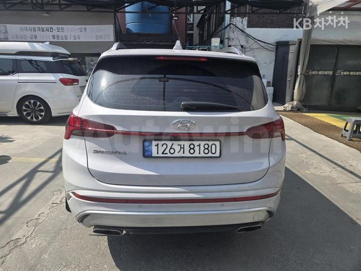 Hyundai SantaFe 2023 — 2