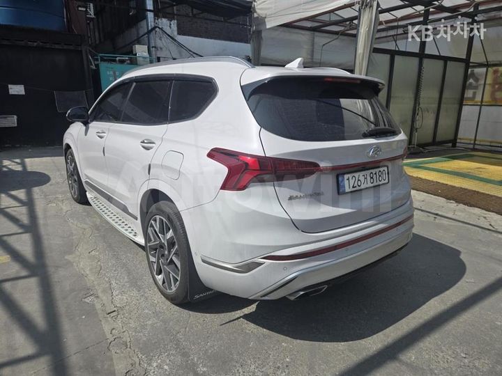 Hyundai SantaFe 2023 — 4