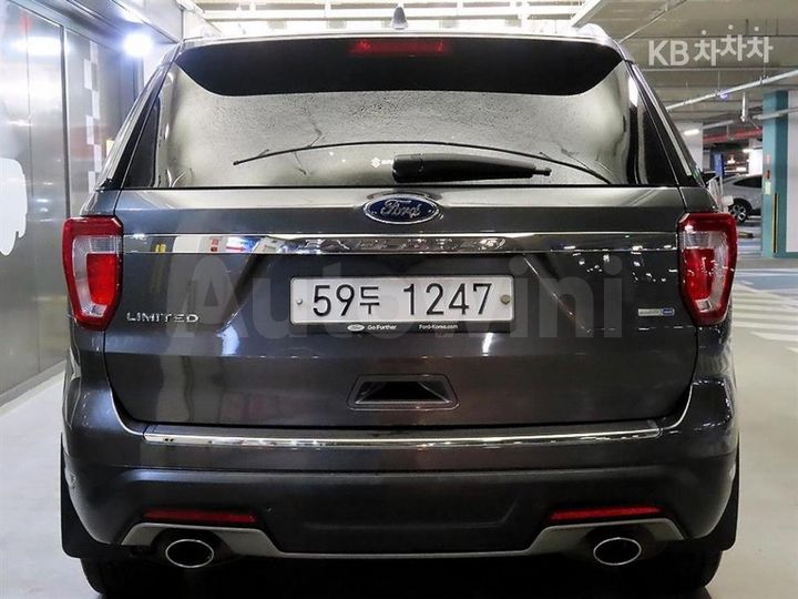 Ford Explorer 2019 — 5