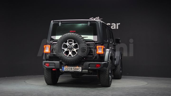 Jeep Wrangler 2022 — 4