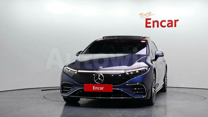 Mercedes Benz EQS 2022 — 3