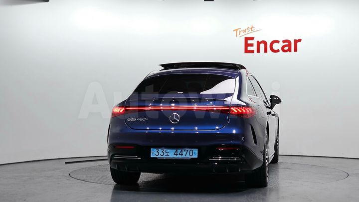 Mercedes Benz EQS 2022 — 4