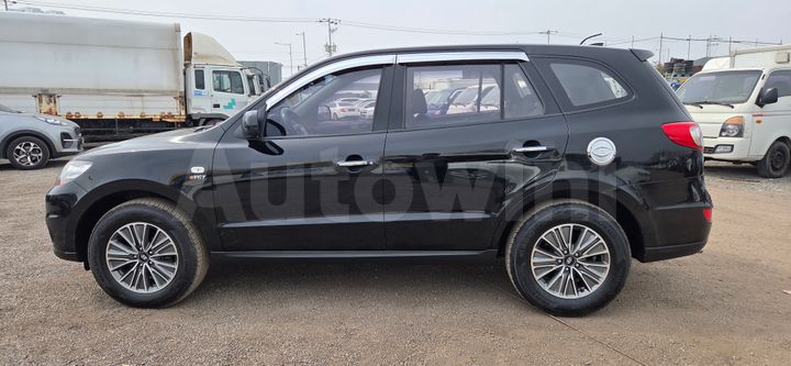 Hyundai SantaFe 2011 — 2