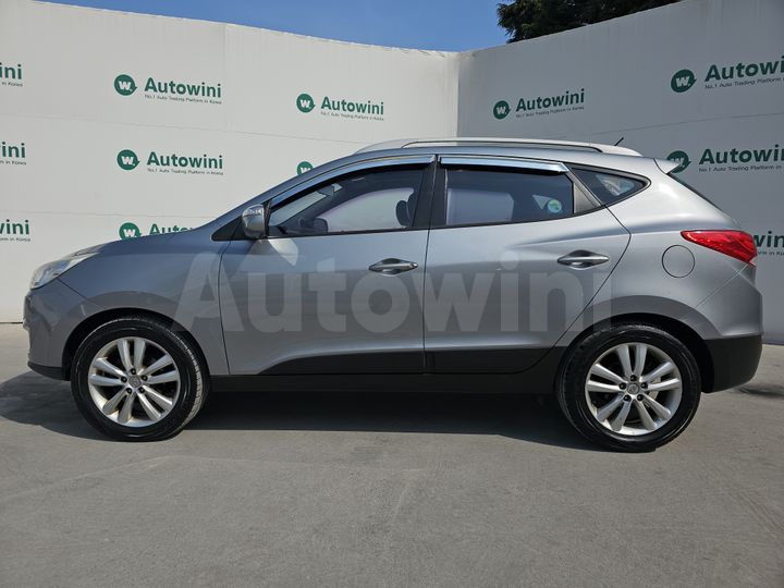 Hyundai Tucson 2010 — 2