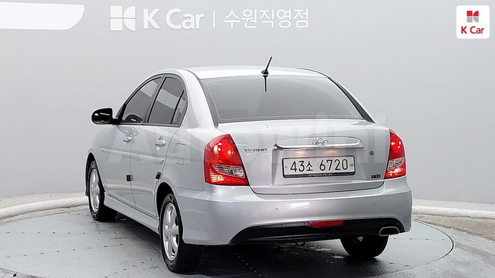 Hyundai Verna