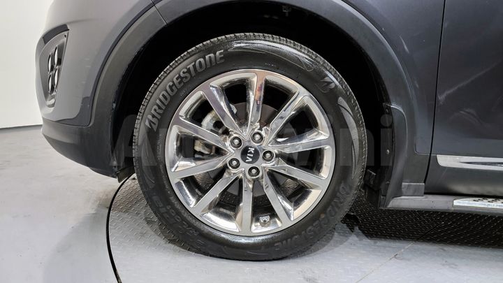 Kia Sorento 2017 — 5