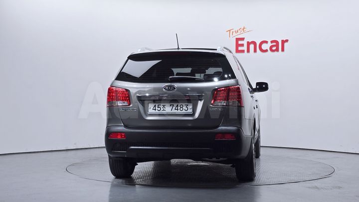 Kia Sorento 2010 — 4