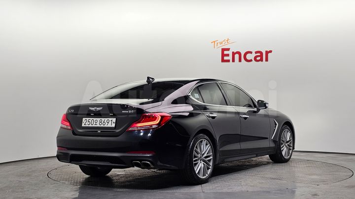 Genesis G70 2020 — 2