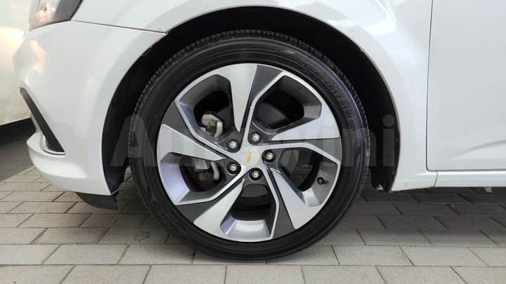 Chevrolet Aveo 2018 — 5