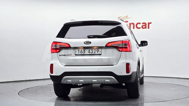 Kia Sorento 2013 — 4