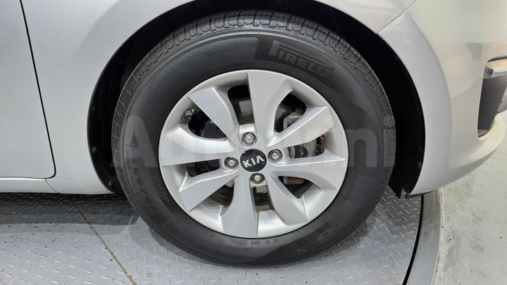 Kia Pride 2015 — 5