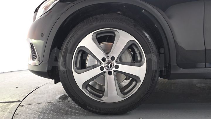 Mercedes Benz GLC Class 2019 — 4
