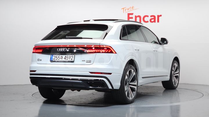 Audi Q8 2023 — 2