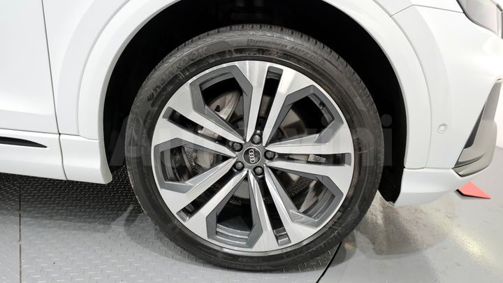 Audi Q8 2023 — 5