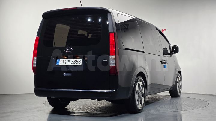 Hyundai Staria 2022 — 2