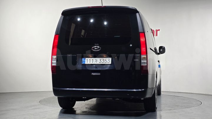 Hyundai Staria 2022 — 4