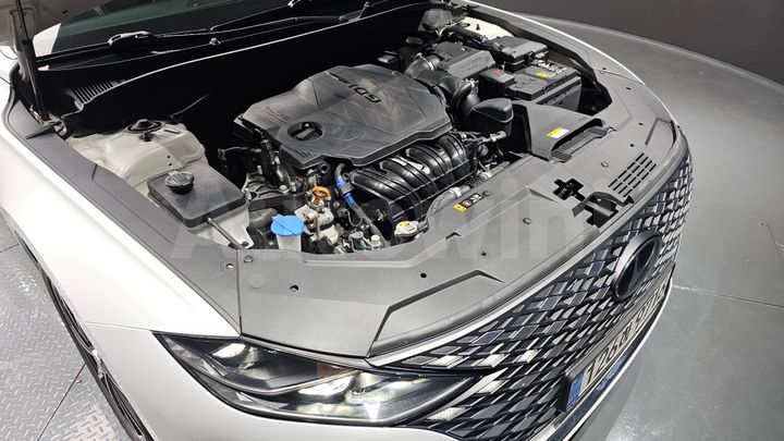 Hyundai Grandeur 2023 — 5