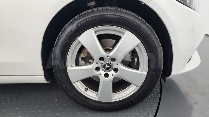 Mercedes-Benz C Class 2018 — 5