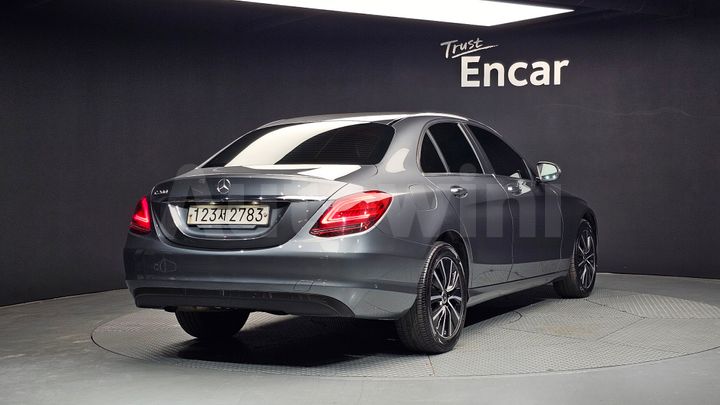 Mercedes-Benz C Class 2019 — 5