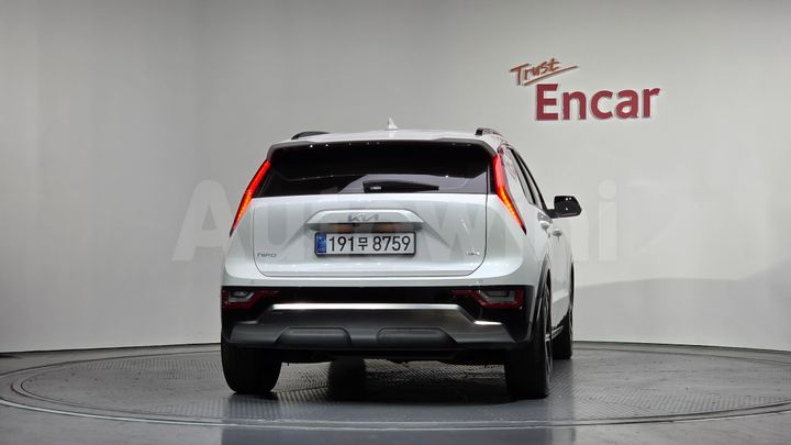 Kia Niro 2023 — 4