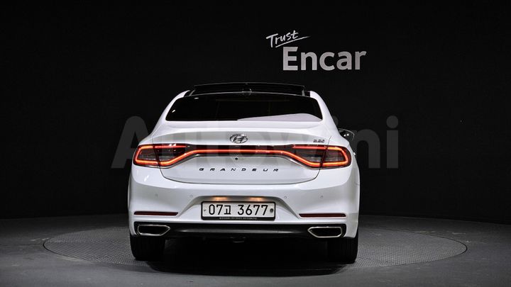 Hyundai Grandeur 2017 — 4