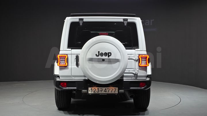 Jeep Wrangler 2021 — 4