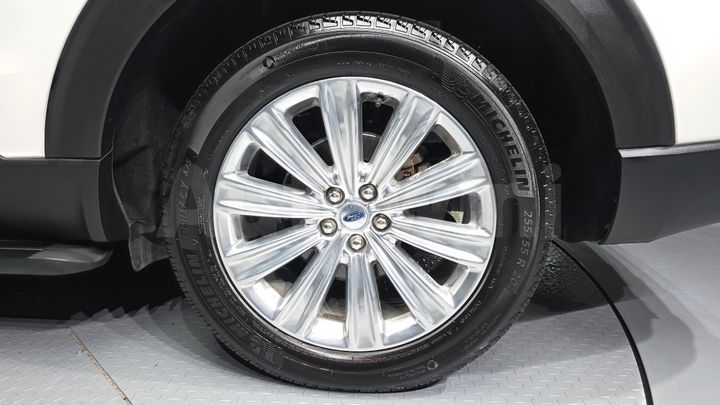 Ford Explorer 2021 — 5