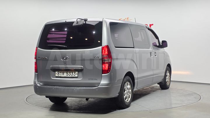 Hyundai Starex 2014 — 2