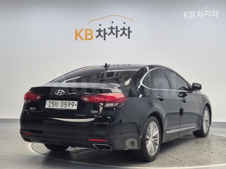 Hyundai Aslan 2016 — 3