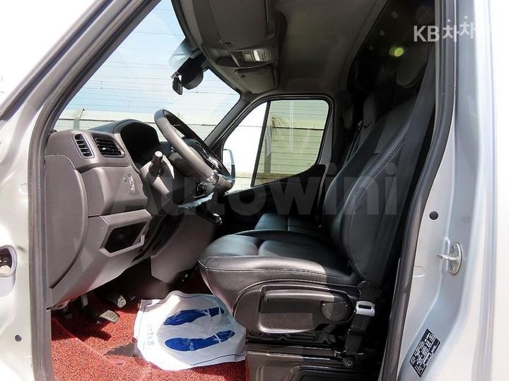 Renault Master 2022 — 5