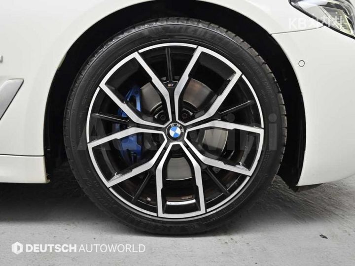 BMW 5 Series 2022 — 5