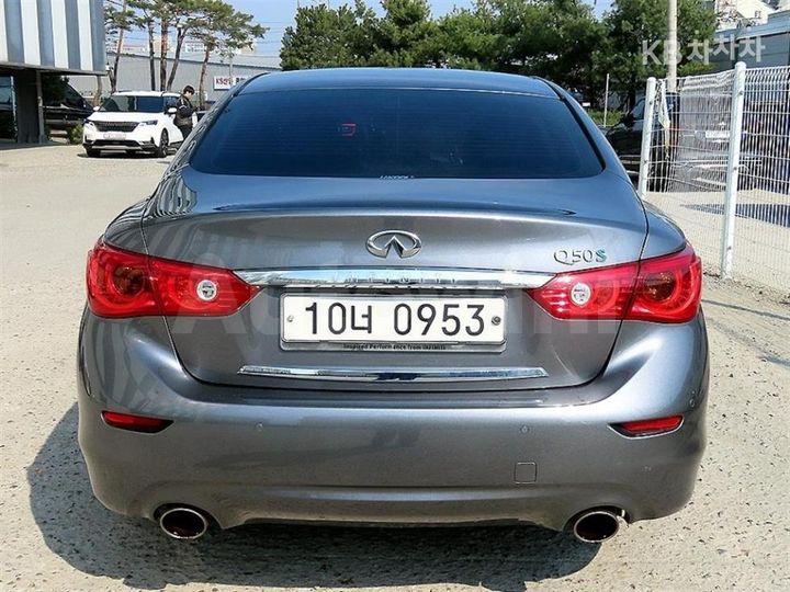 Infiniti Q 2015 — 4